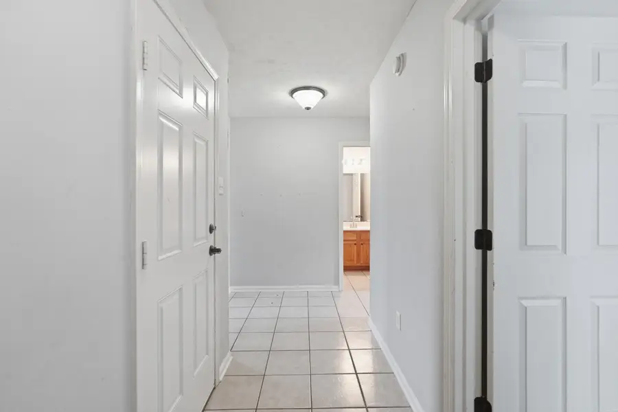 4510 Thompson, Conway, AR 72034 - #2