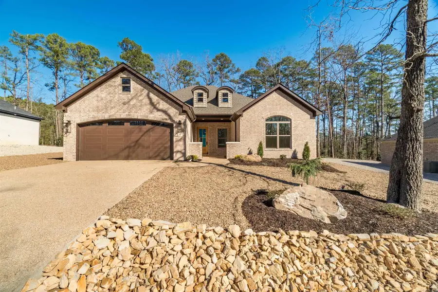 6 Acambaro Place, Hot Springs Village, AR 71909 - #2