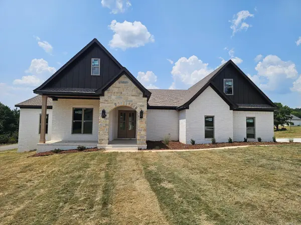 1 Bella View Drive, Greenbrier, AR 72058