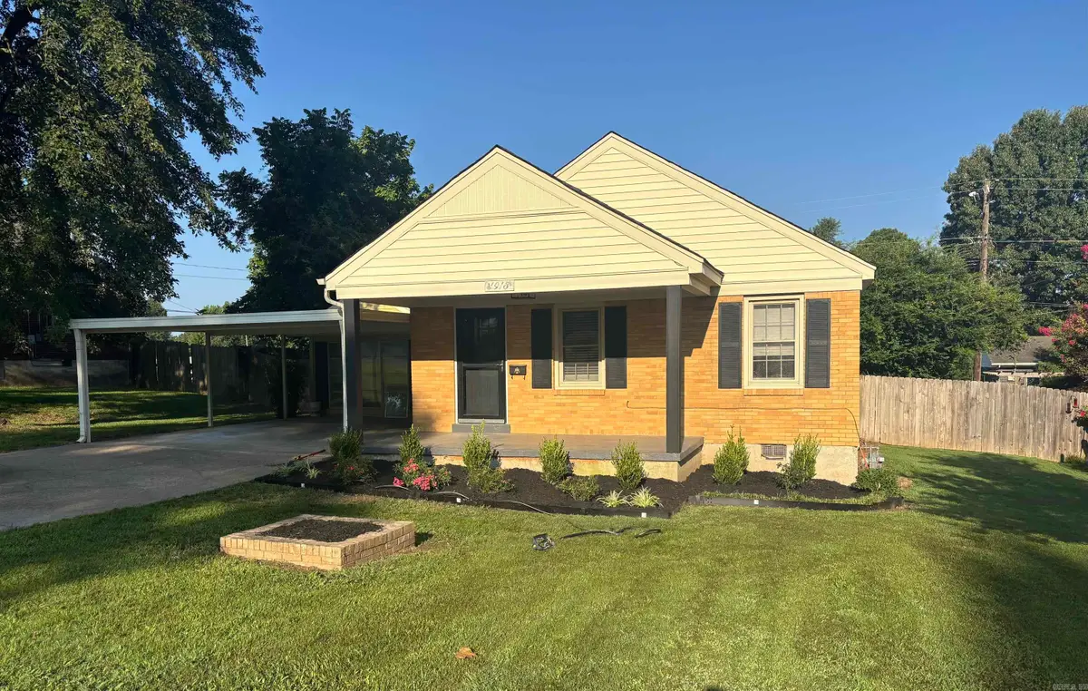 1918 Hillcrest Dr, Paragould, AR 72450 - #1