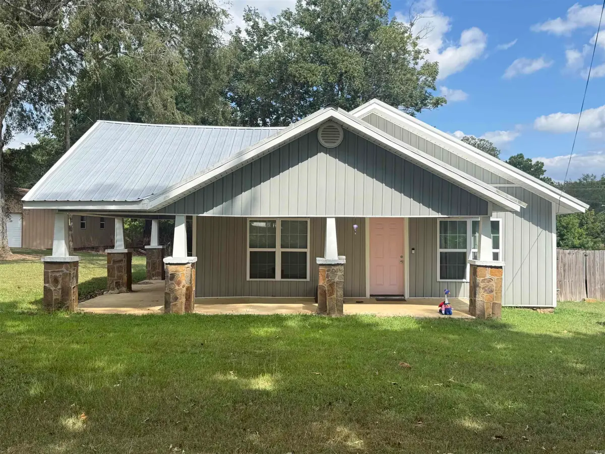 69 College Street, Quitman, AR 72131 - #1