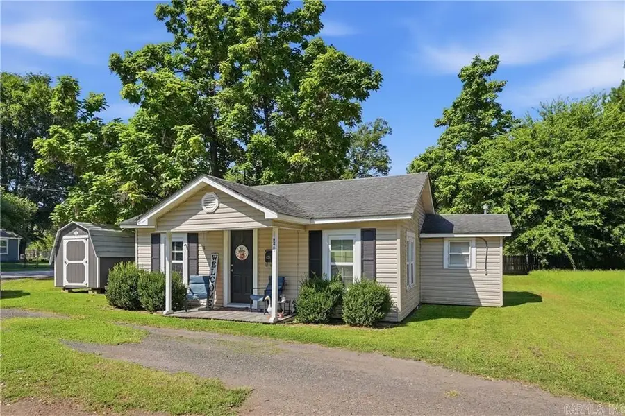 620 S Front St, Dardanelle, AR 72834 - #2