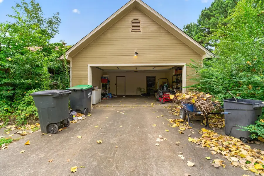 272 Wakerobin Road, Russellville, AR 72802 - #3
