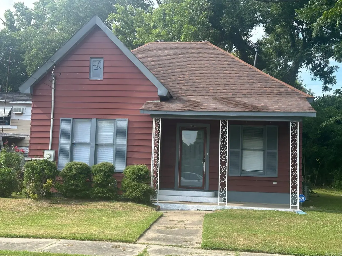 1507 E 7th Avenue, Pine Bluff, AR 71601 - #1