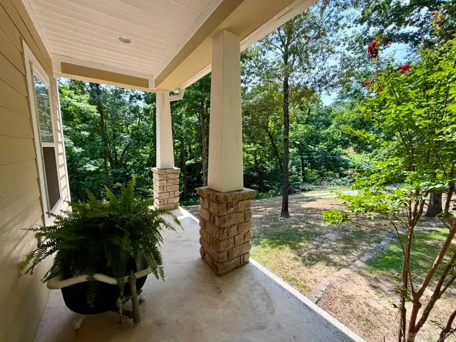409 Highland Drive, Mountain View, AR 72560 - #2