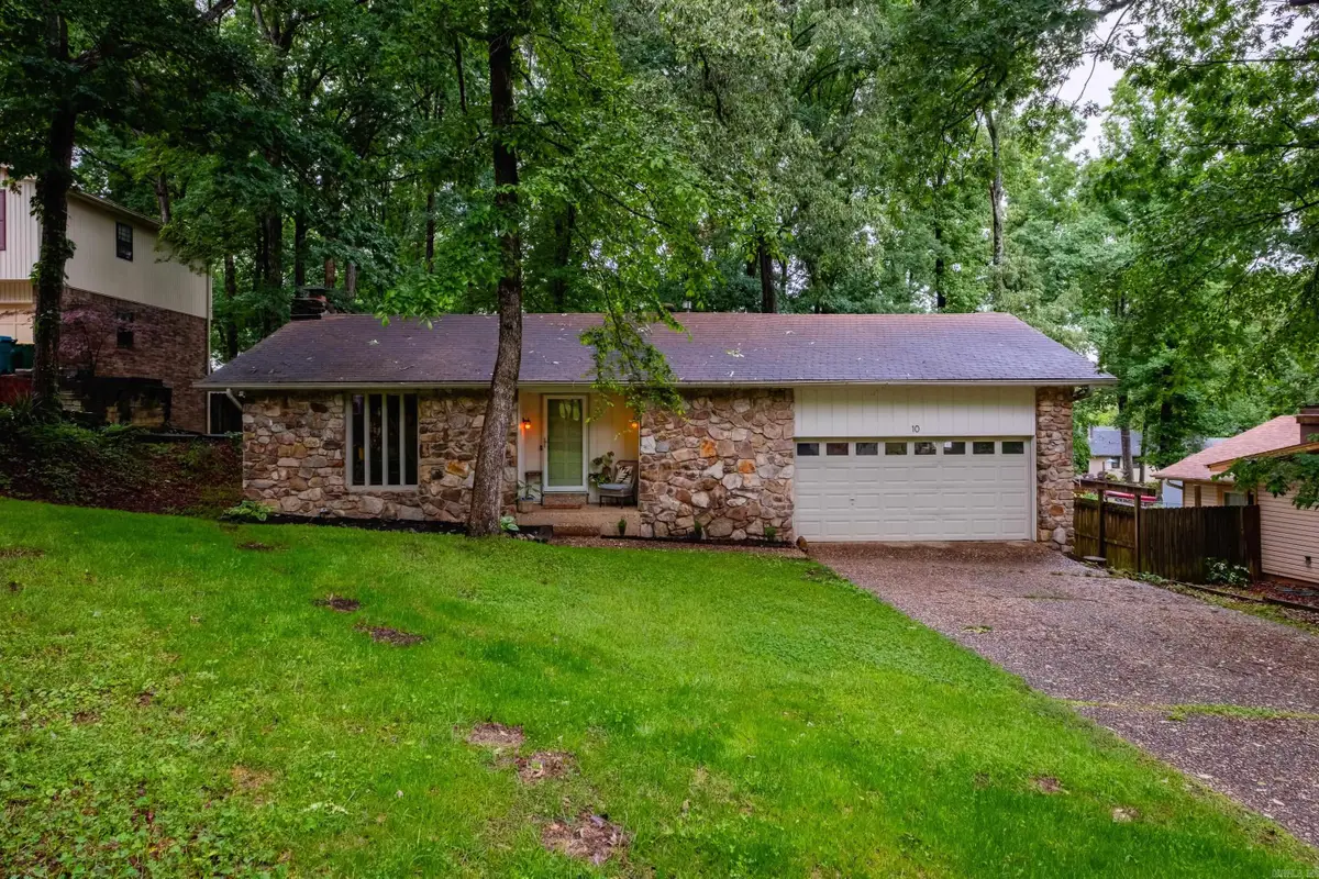10 Breeds Hill Court, Little Rock, AR 72211 - #1