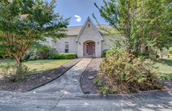 30 Courtside Place, Little Rock, AR 72210