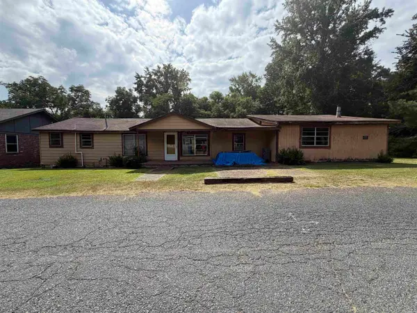226 E Elizabeth Ann Street, Malvern, AR 72104
