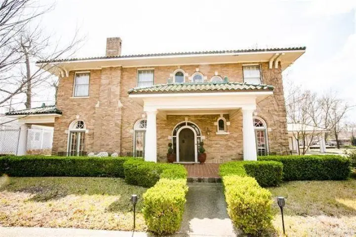 323 W Oak, El Dorado, AR 71730 - #2