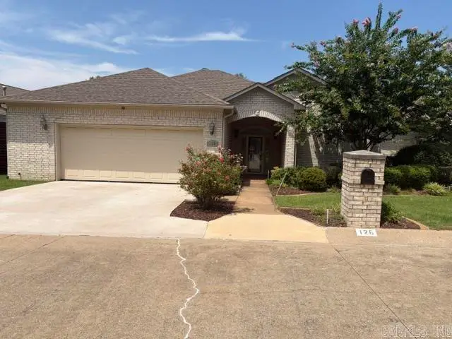 126 Hunters Green Circle, Little Rock, AR 72211 - #1
