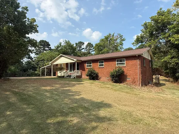 82 S Oak Street, Melbourne, AR 72556
