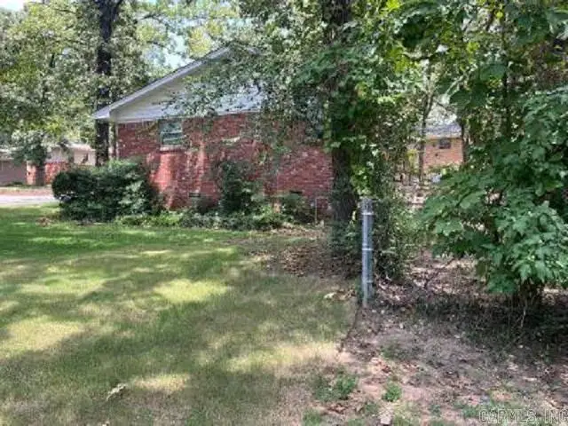 9617 Temple Dr, Little Rock, AR 72205 - #2
