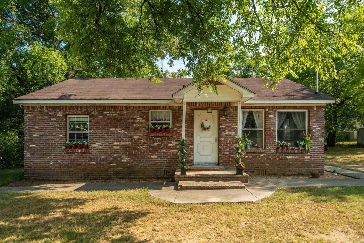 301 Dexter Street, Hot Springs, AR 71913 - #1