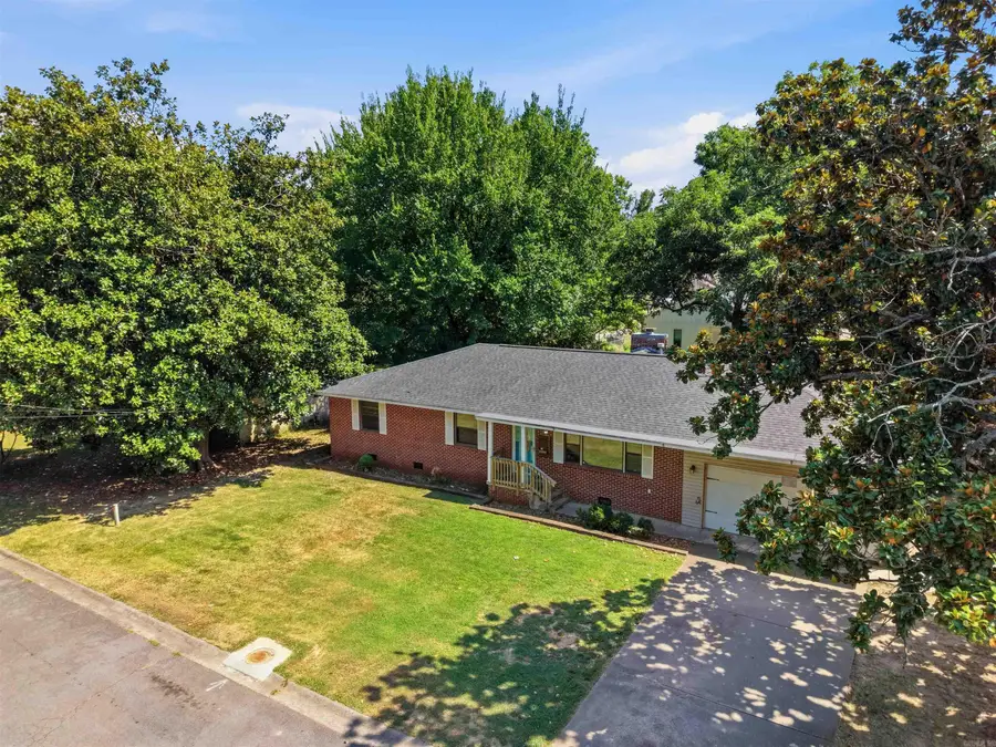 2159 Hickory Street, Conway, AR 72034 - #2