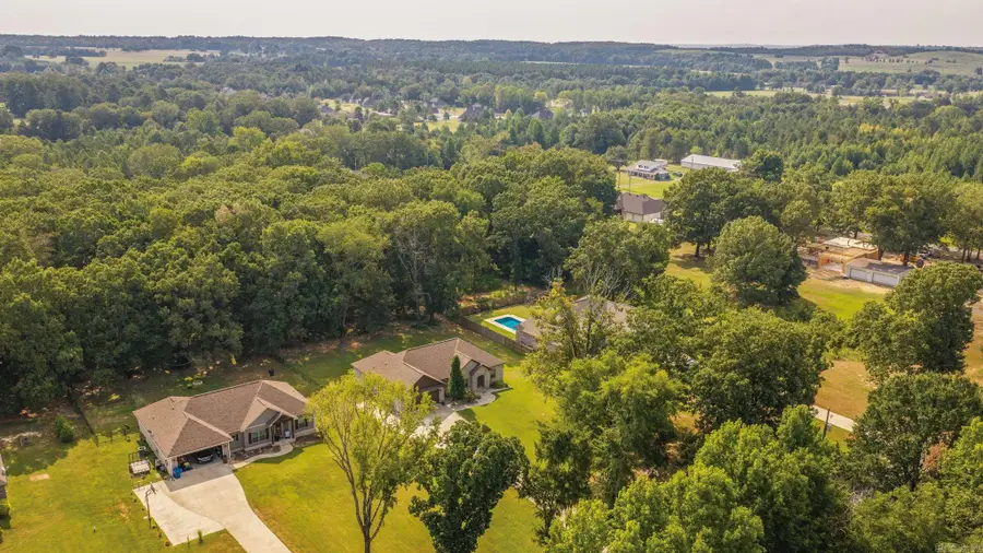 92 Garrison, Greenbrier, AR 72058 - #2