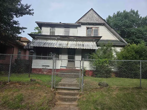 2709 S Izard, Little Rock, AR 72206