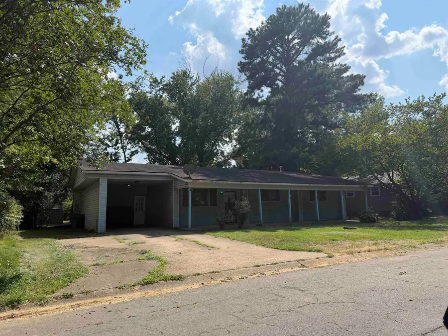 2211 Independence Avenue, Conway, AR 72034 - #3