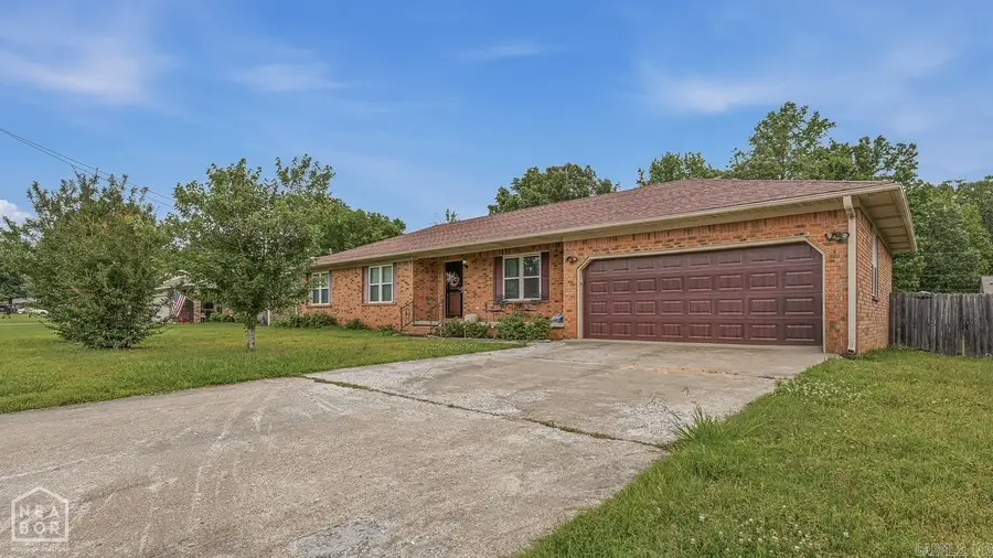 1303 Daniel Drive, Paragould, AR 72450 - #2