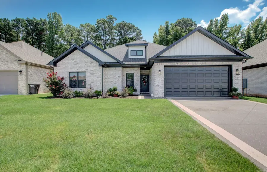 3 Woodhaven Ct, Jacksonville, AR 72076 - #2