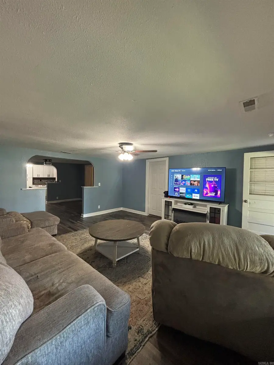 1830 Dunklin, Kennett, MO 63857 - #2