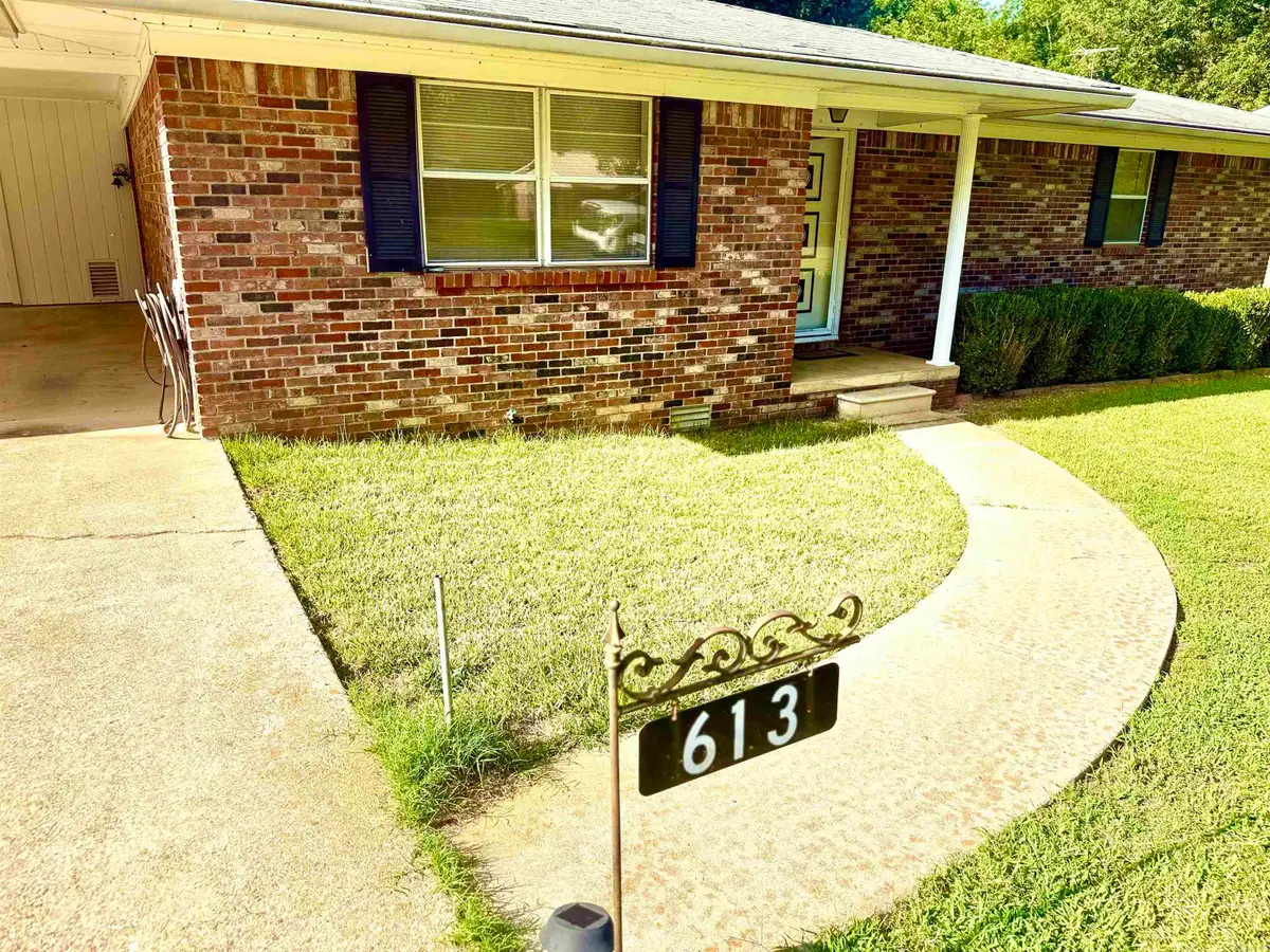 613 E Cedar, Warren, AR 71671 - #1
