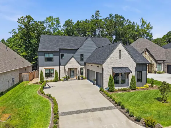 16 Mereville Place, Little Rock, AR 72223