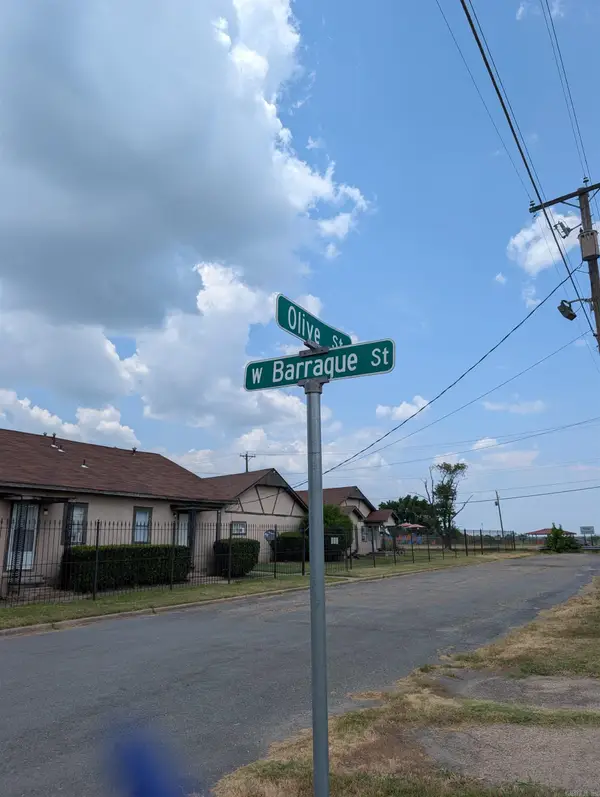 423 W Barraque Street, Pine Bluff, AR 71601