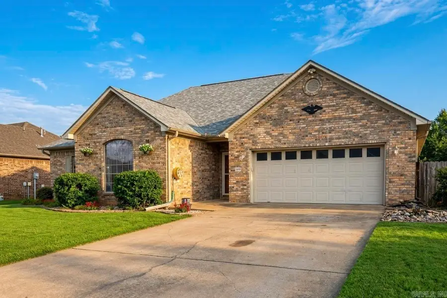 1340 Stone Crest Drive, Conway, AR 72034 - #2