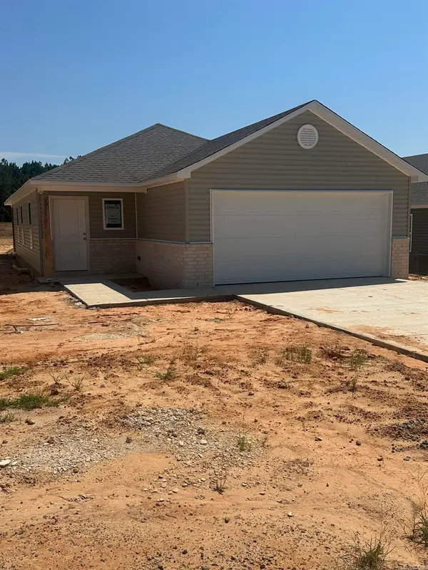 8017 Chesapeake Trail, Bauxite, AR 72011