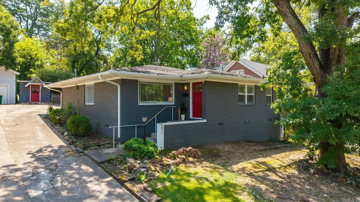 211 Colonial Court, Little Rock, AR 72205 - #1