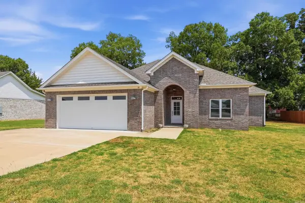 19 Sunset Boulevard, Morrilton, AR 72110