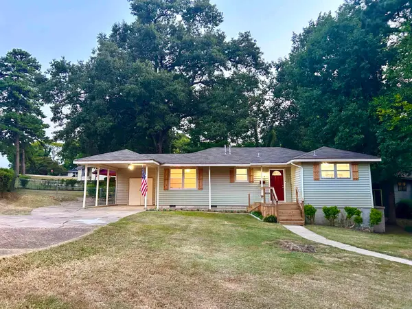 704 Forest Lane, Benton, AR 72019