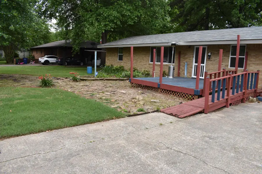 119 Davis Street, North Little Rock, AR 72117 - #3