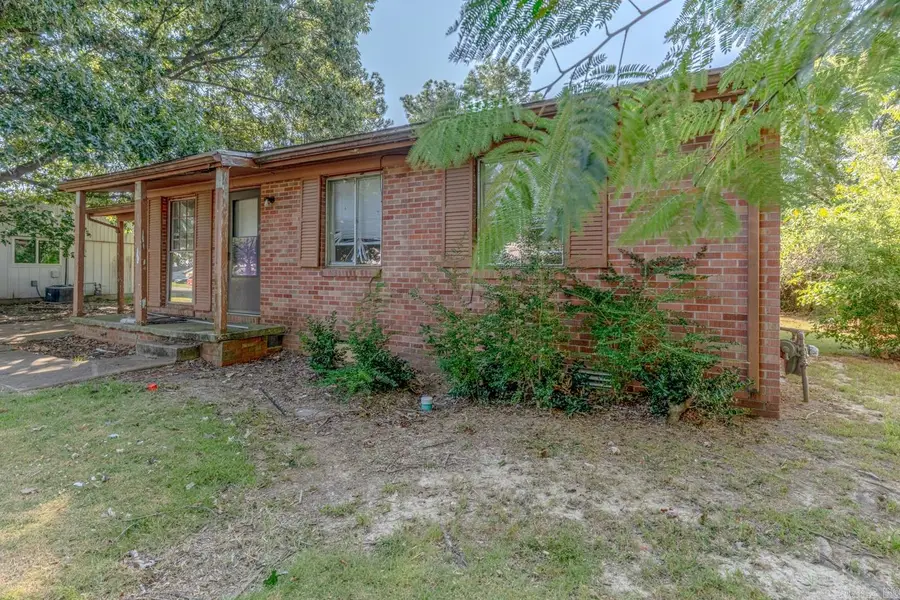 1812 Fairlane Ave, Jonesboro, AR 72401 - #3
