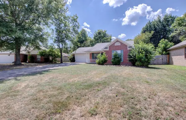 275 Helen, Conway, AR 72034