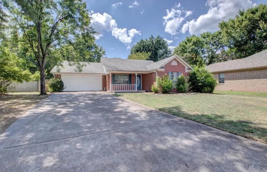 275 Helen, Conway, AR 72034 - #3