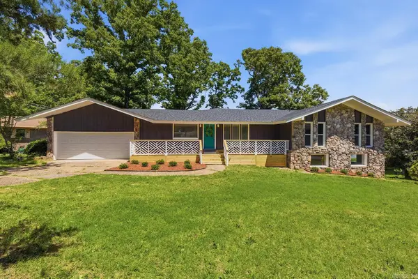 33 Narragansett Place, Sherwood, AR 72120