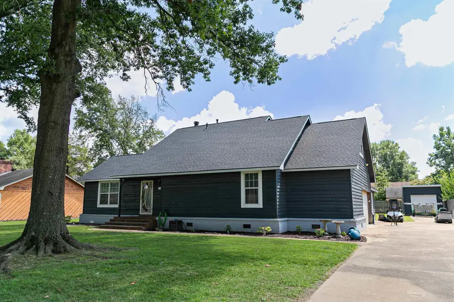 809 Putting Green Drive, Blytheville, AR 72315 - #2