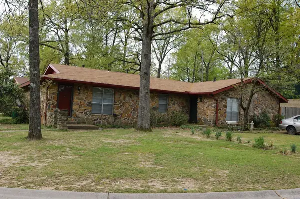6102 N Woodview Drive, Sherwood, AR 72120