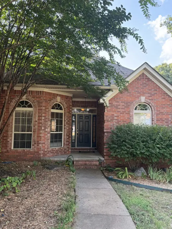 26 Ozark, Maumelle, AR 72113