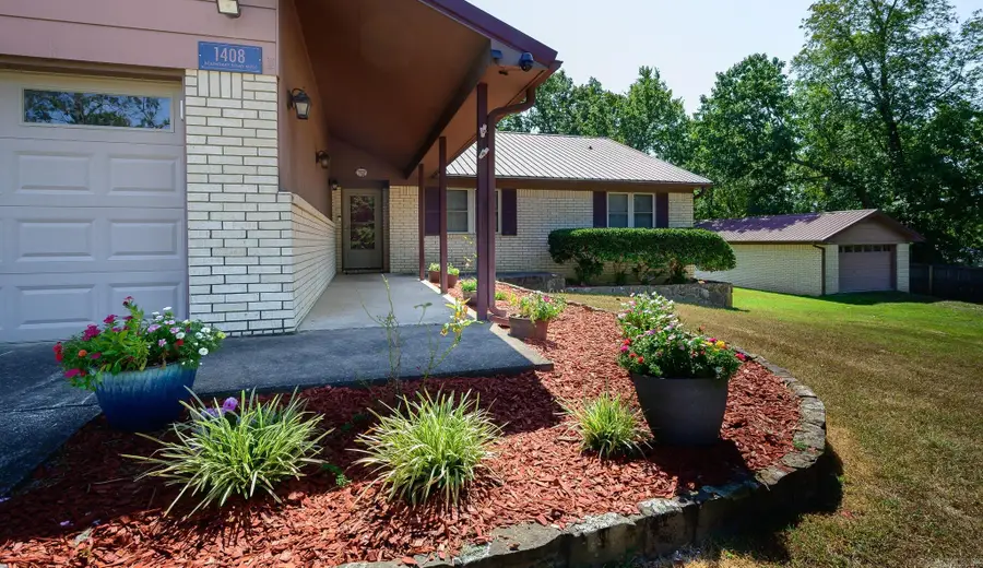1408 West Boundary Road, Mena, AR 71953 - #3