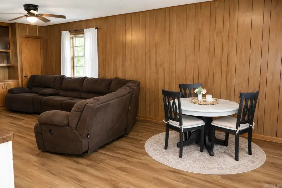 904 N Moose Street, Morrilton, AR 72110 - #3
