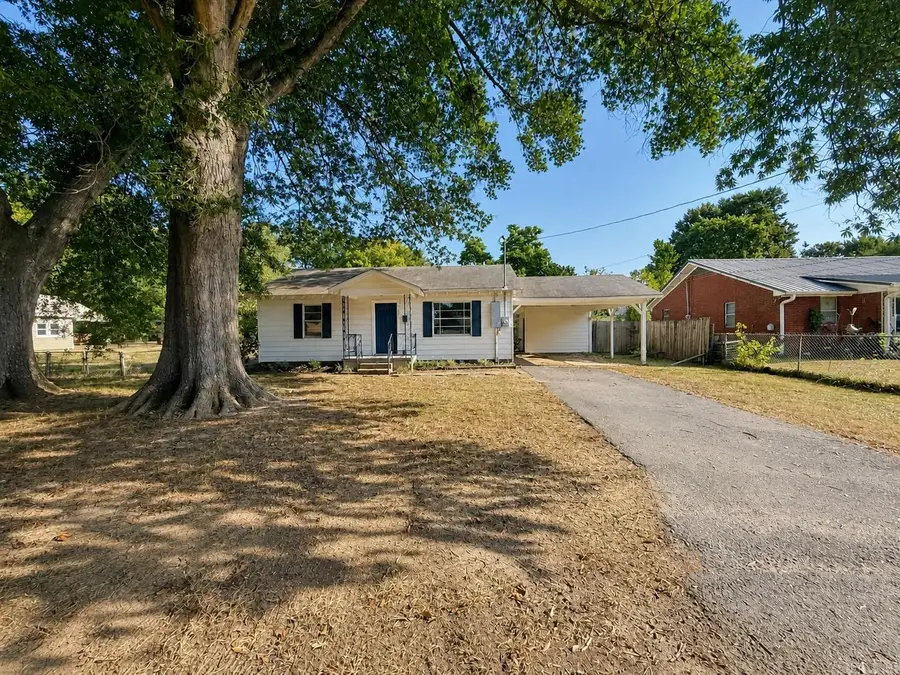 1001 Thelma Street, Bauxite Township, AR 72105 - #2