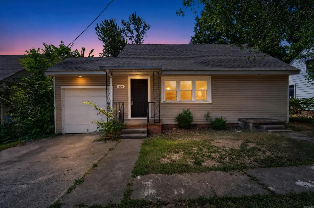 306 W 51st Street, North Little Rock, AR 72118 - #1