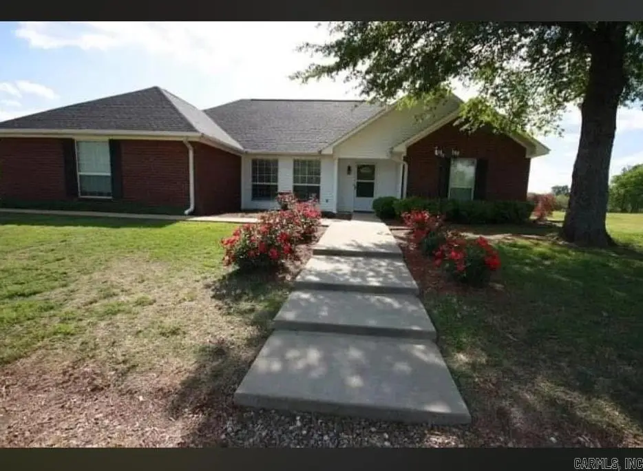 115 Stone Lake Road, Nashville, AR 71852 - #1