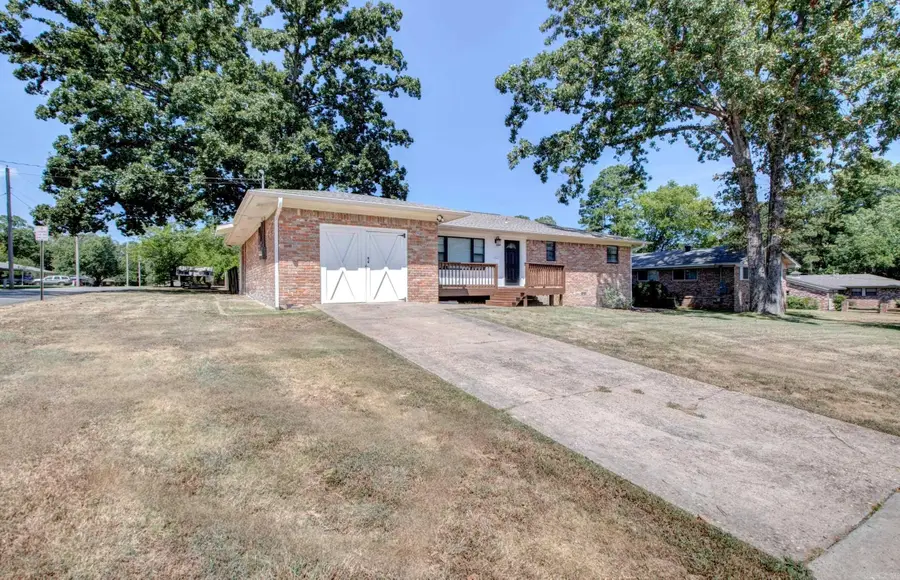 602 E Saline Circle, Benton, AR 72019 - #3