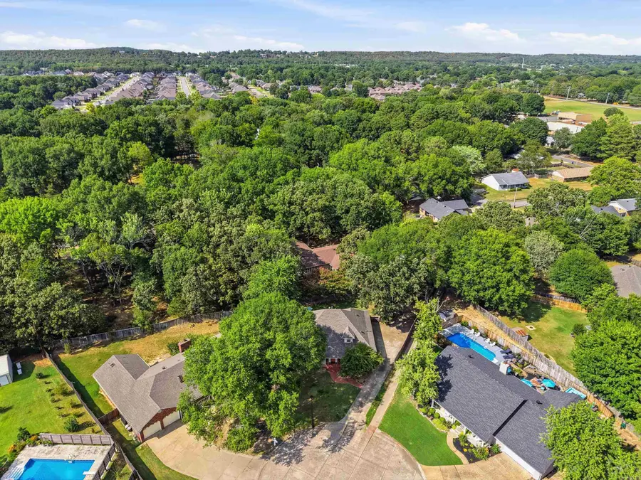 5 Brandon Cir, Conway, AR 72034 - #3