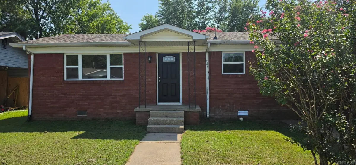 607 N 10th St, Paragould, AR 72450 - #1
