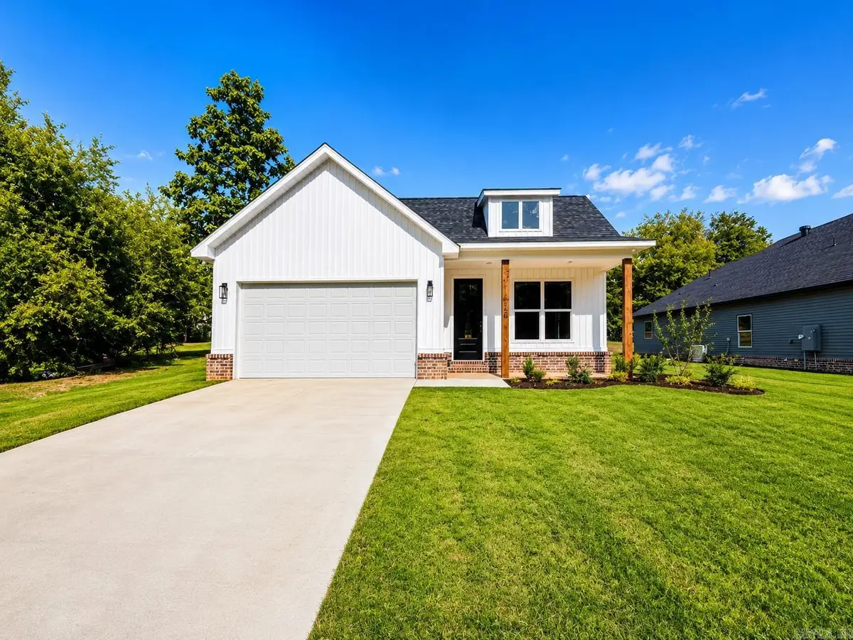 226 S Richards Street, Benton, AR 72015 - #1