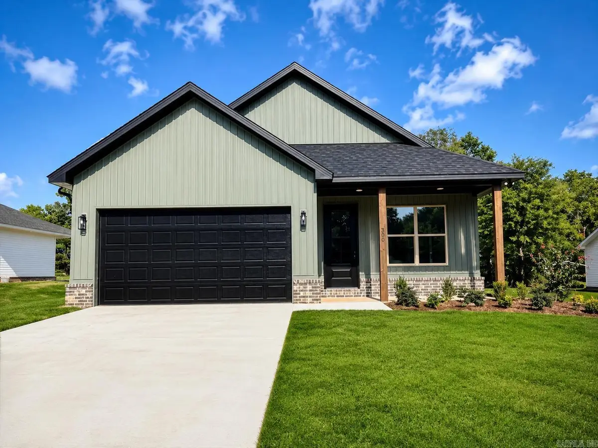 300 S Richards Street, Benton, AR 72015 - #1